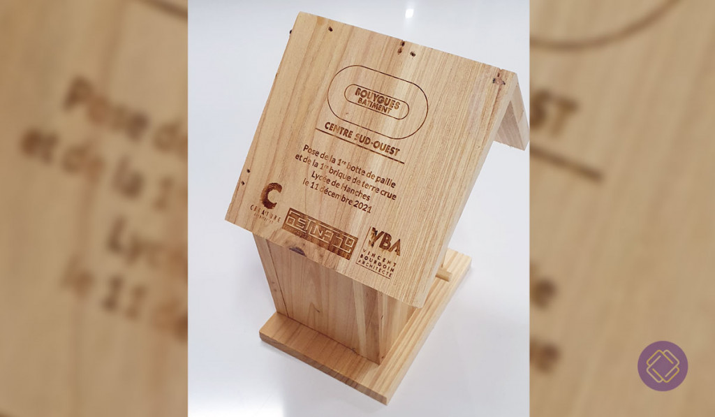 Gravure sur bois - Gravure laser sur bois - CARTOFLEX